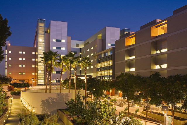 LA_County_USC_Med_Center_2